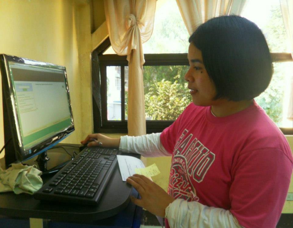 Orientation/Training, MOU Signing, Awarding and Launching of STARBOOKS at DOST-CAR - March 19, 2013 photo 7