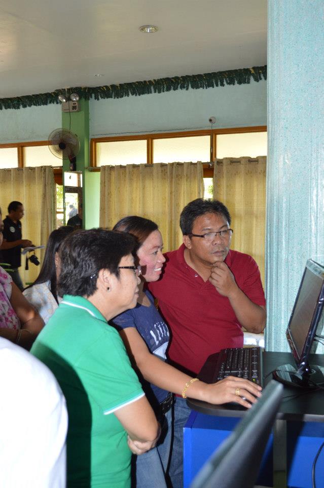 Orientation/Training, MOU Signing, Awarding and Launching of STARBOOKS - April 24, 2013 photo 6