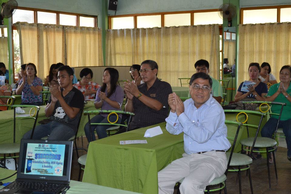 Orientation/Training, MOU Signing, Awarding and Launching of STARBOOKS - April 24, 2013 photo 11