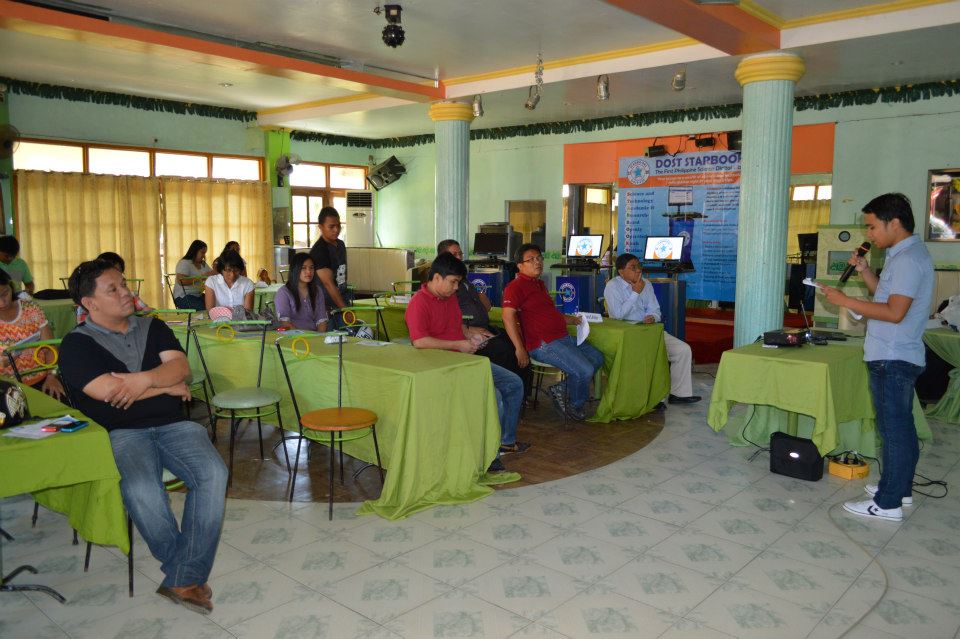 Orientation/Training, MOU Signing, Awarding and Launching of STARBOOKS - April 24, 2013 photo 17