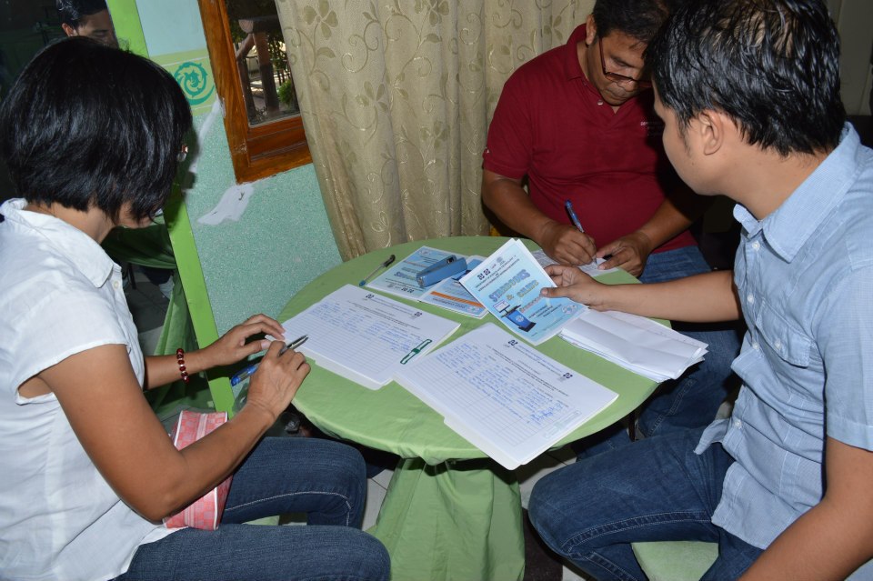 Orientation/Training, MOU Signing, Awarding and Launching of STARBOOKS - April 24, 2013 photo 23