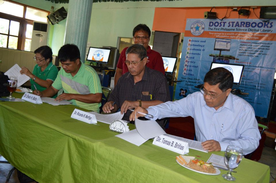 Orientation/Training, MOU Signing, Awarding and Launching of STARBOOKS - April 24, 2013 photo 59